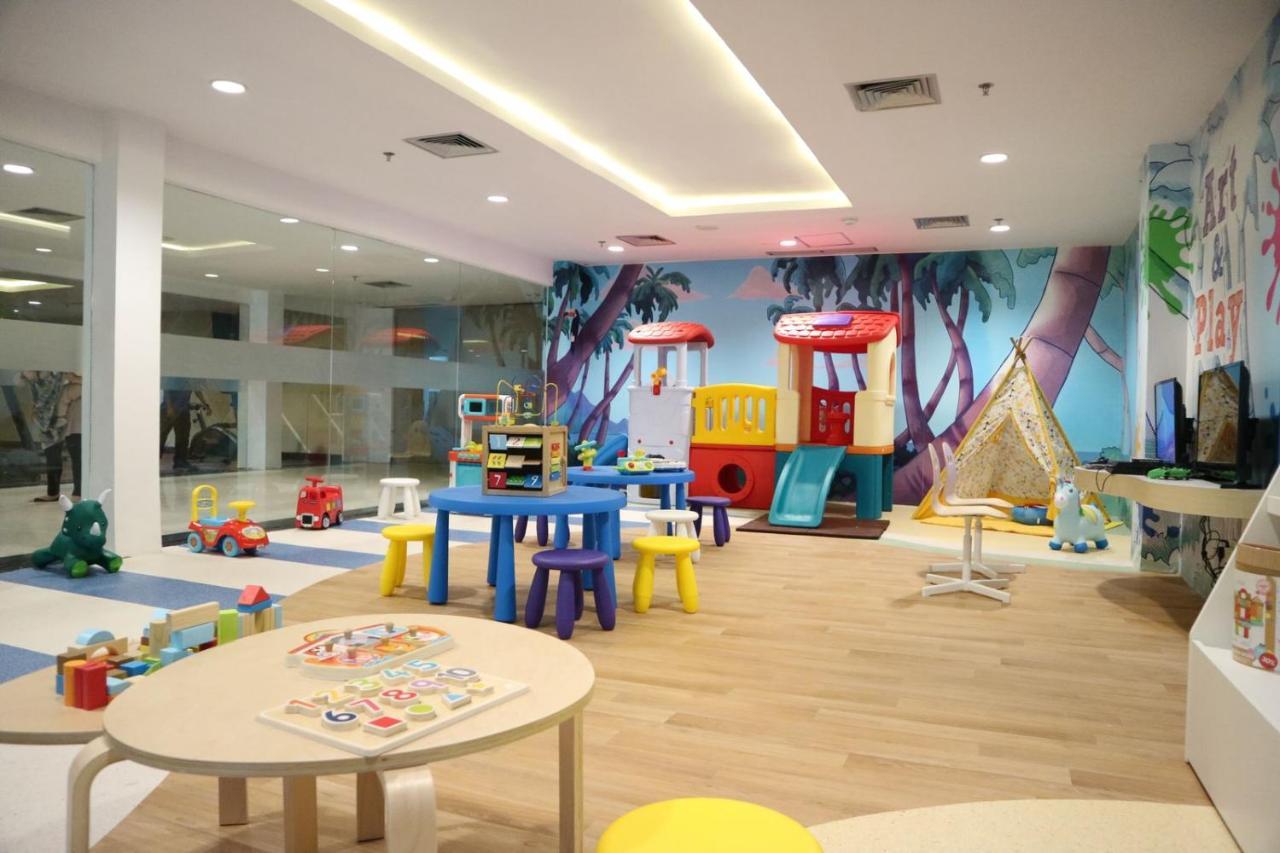 Aston & Conference Center होटल Tanjung Pinang