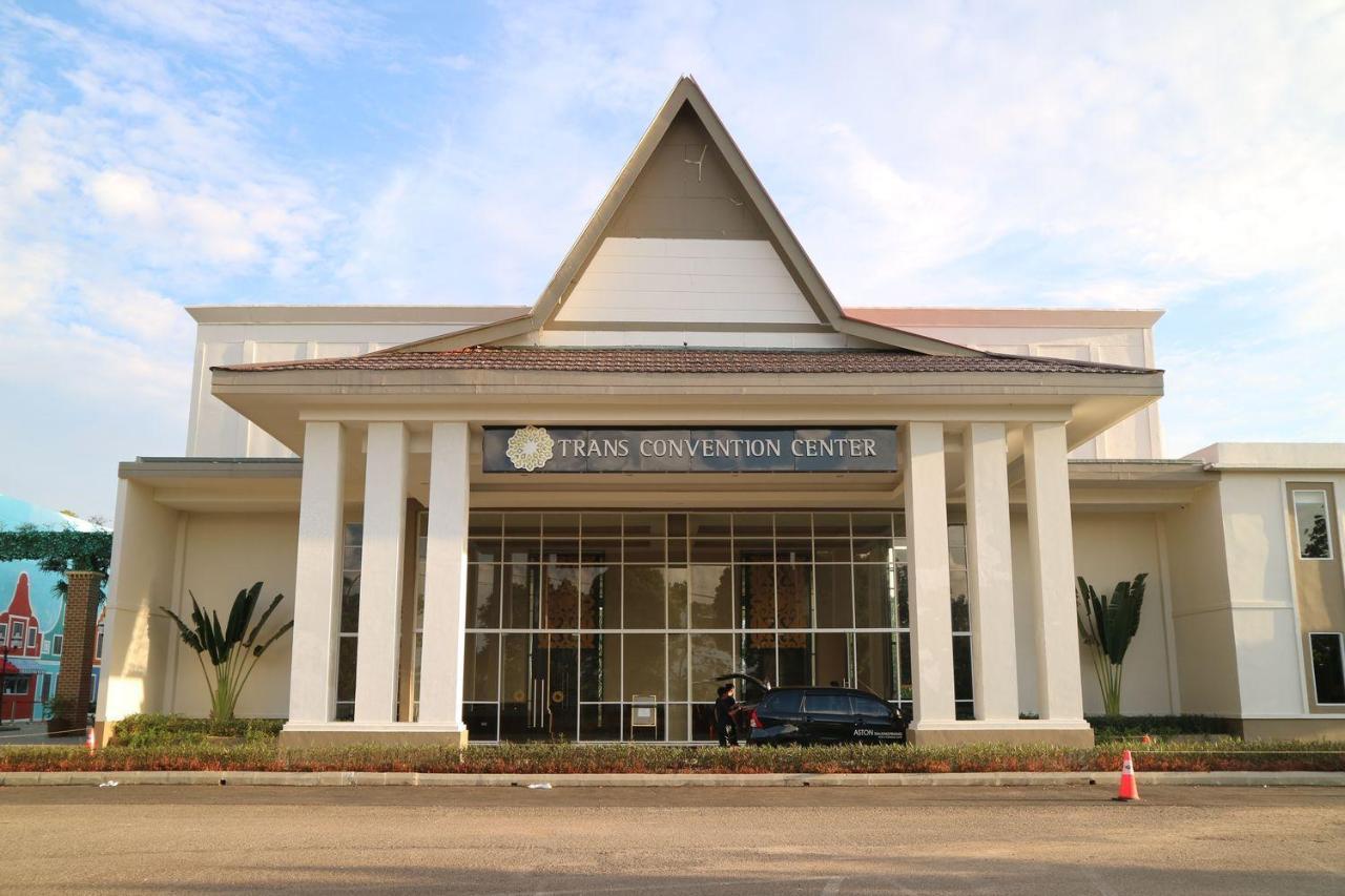 होटल Aston & Conference Center Tanjung Pinang