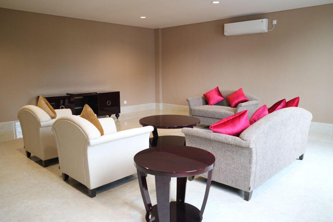 Aston & Conference Center Hotel 4*