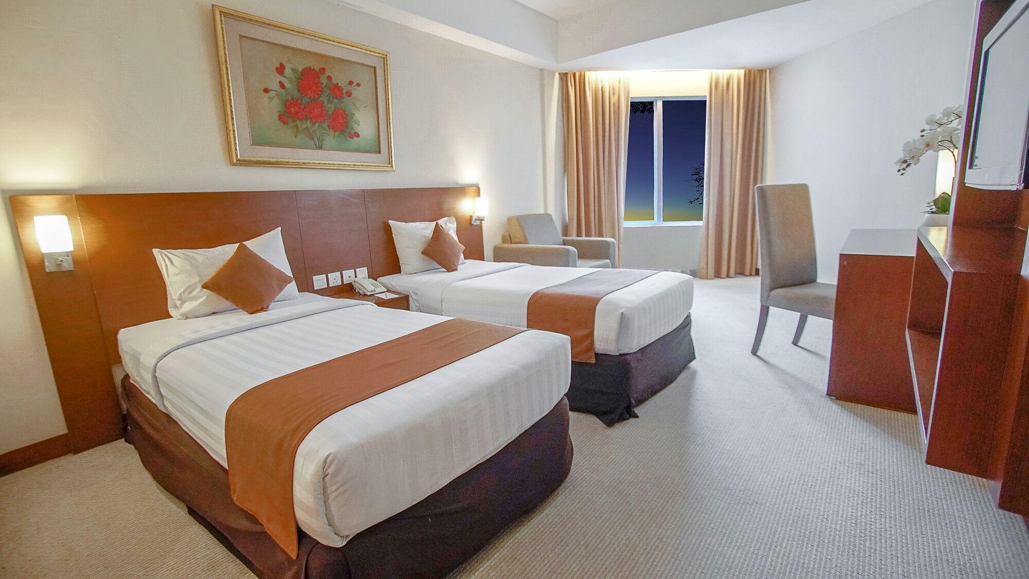 Aston & Conference Center 4*