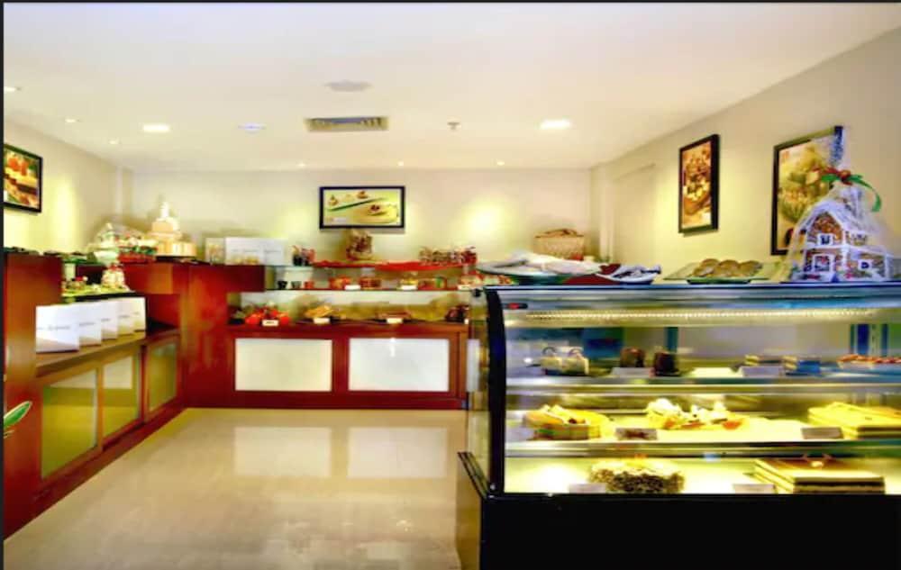 Aston & Conference Center Hotel Tanjung Pinang